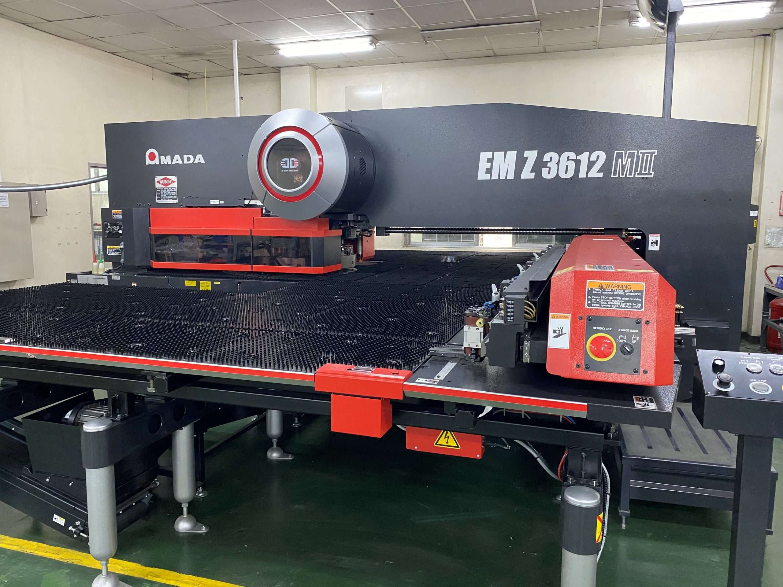 AMADA EMZ3612M2 タレットパンチプレス